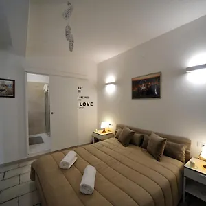 Pietra Bianca , Bari Italia